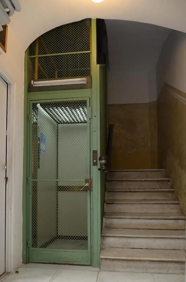 Pension Canadiense Barcelona Guest house